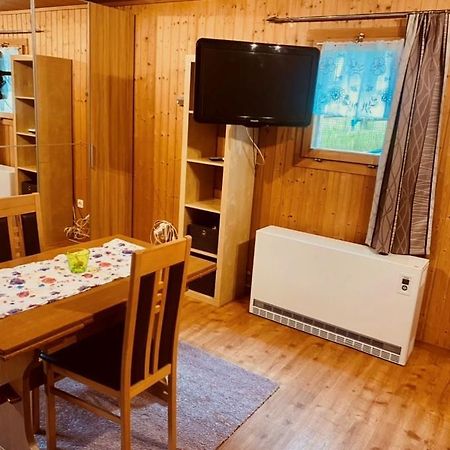 Guenstig Und Einfaches Studio Auf Dem Bauernhof Zuoz Ngoại thất bức ảnh